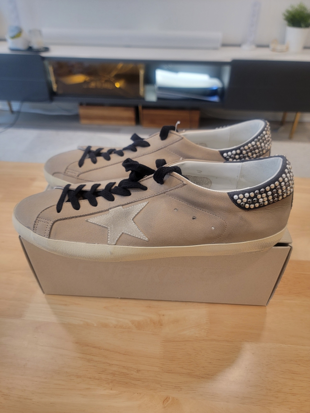 Golden Goose Superstar LTD Edition Swarovski Crystal Tan EU 47 US 14